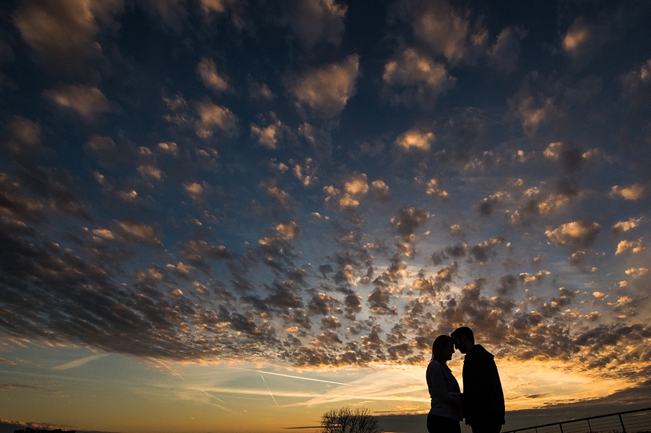 amydale_photography_memphis_wedding_photographer_downtown_memphis proposal015