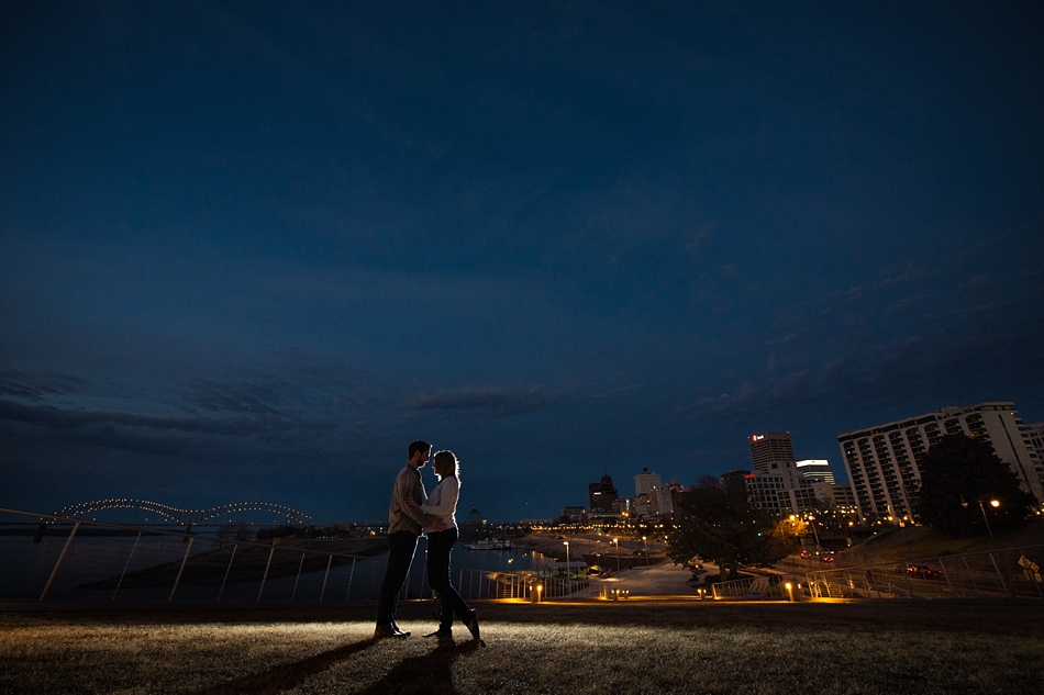 amydale_photography_memphis_wedding_photographer_downtown_memphis proposal017