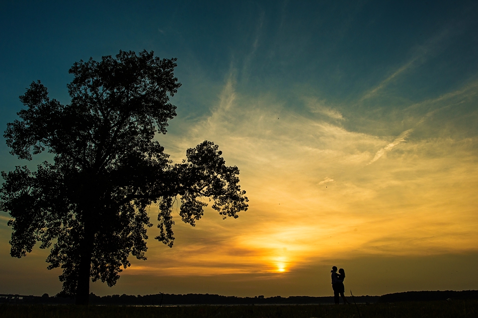 amydale_photography_engagement_memphis_downtown234